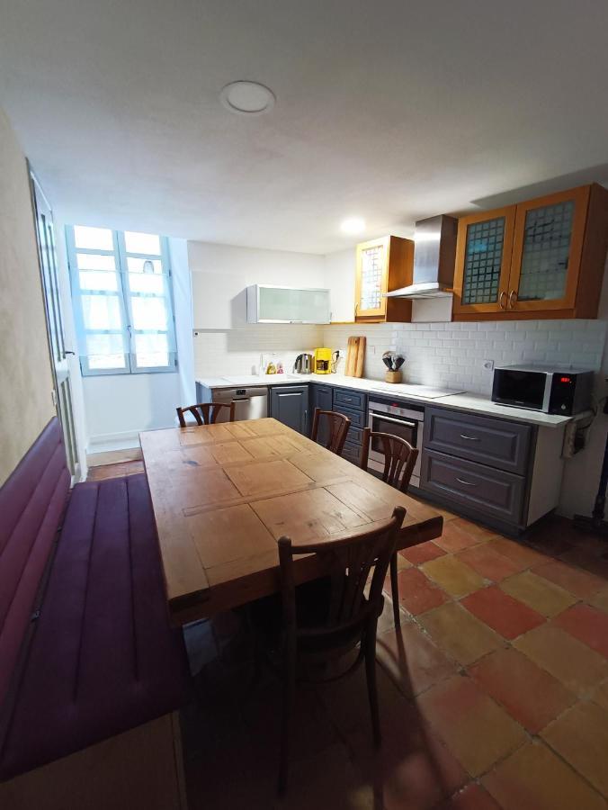 La Maison De La Traverse Saint-Guilhem-le-Desert Zewnętrze zdjęcie
